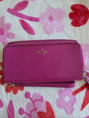 Kate Spade Large Carryall Wristlet